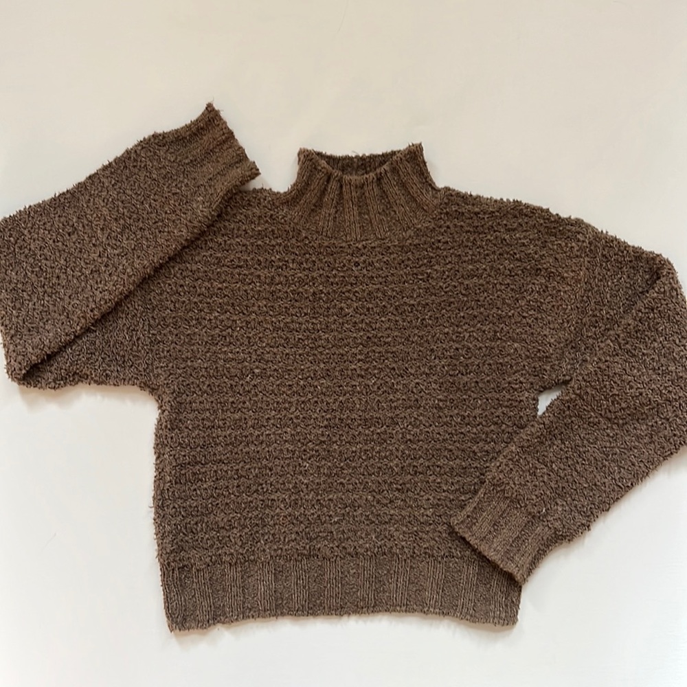🧸Erik Stewart cropped tneck sweater🧸